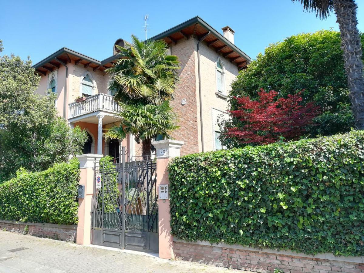 Villa Berghinz Lido di Venezia Exterior photo